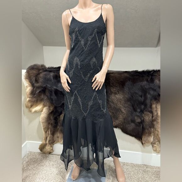 Tanya Rea Dresses & Skirts - Black Chiffon V-back Sleeveless All Over Beaded Evening Dress/Party Dress